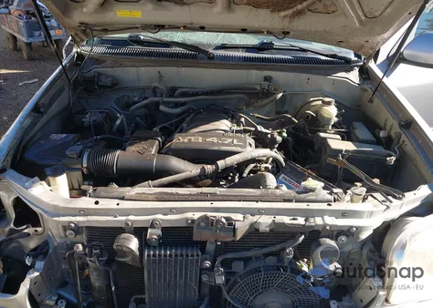 2004 Toyota Sequoia Sr5 V8 from USA, damaged, VIN 5TDZT34AX4S228447